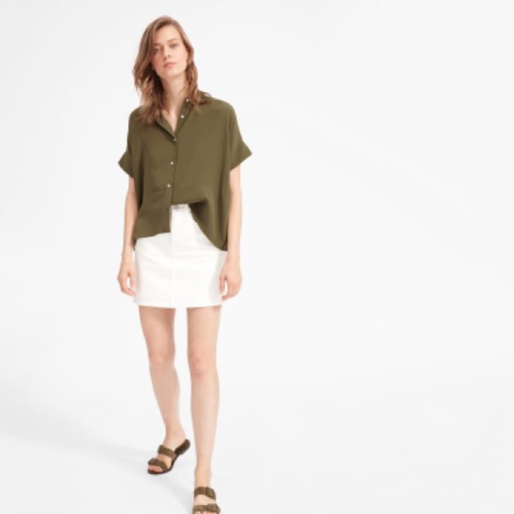 Everlane Clean Silk Square Shirt in Olive Green